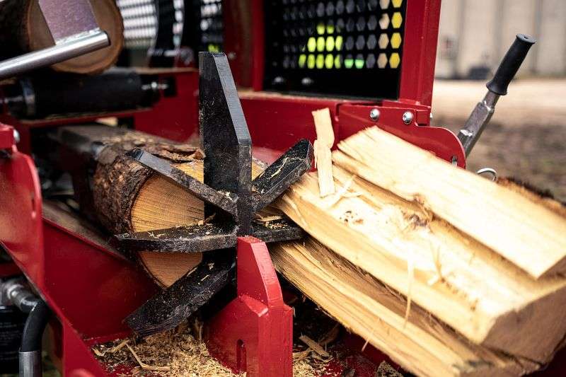 Brugger SA48 Pro Firewood Processor