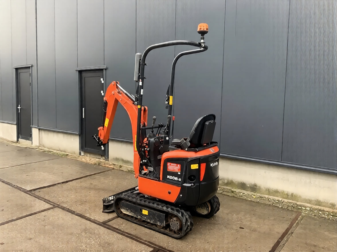 2022 Kubota K008-5 Mini Excavator – 360 h, 3 Buckets Included