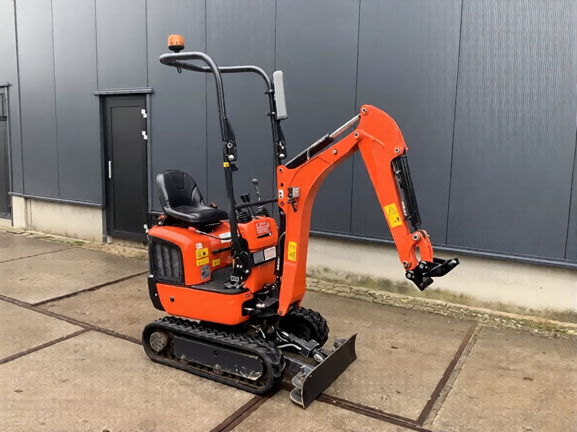 2022 Kubota K008-5 Mini Excavator – 360 h, 3 Buckets Included