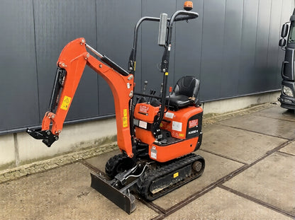 2022 Kubota K008-5 Mini Excavator – 360 h, 3 Buckets Included