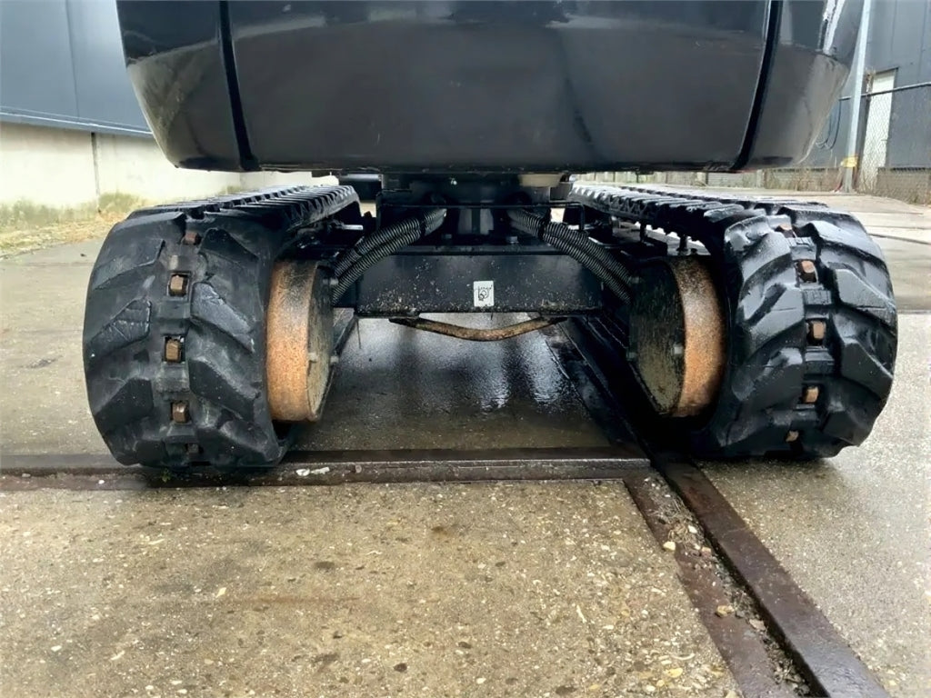 2022 Kubota K008-5 Mini Excavator – 360 h, 3 Buckets Included